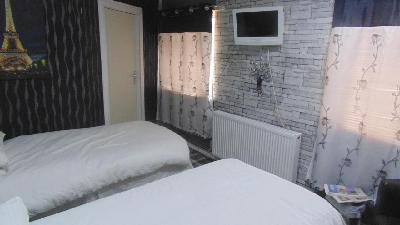 Westmore Bed & Breakfast Alness Ngoại thất bức ảnh